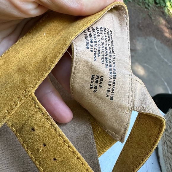 BIG BUDDHA Yellow Suede Faux Leather Espadrille Sandals Cork Platform Size 8 - Picture 3 of 13